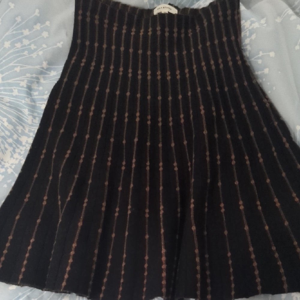 Max Studio Black and Brown Knit Skirt
